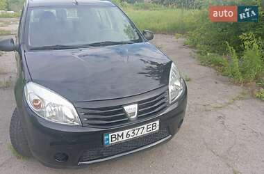 Хэтчбек Dacia Sandero 2011 в Мене
