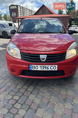 Хэтчбек Dacia Sandero 2010 в Тернополе