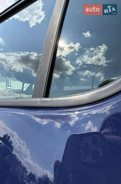 Хэтчбек Dacia Sandero 2015 в 