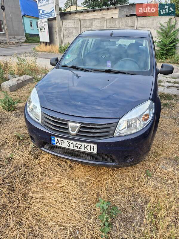 Dacia Sandero 2011