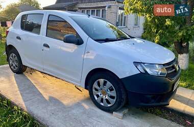 Хетчбек Dacia Sandero 2013 в Хмельницькому