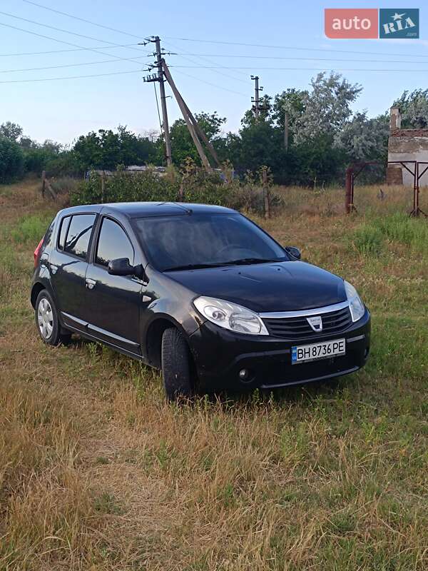 Dacia Sandero 2009