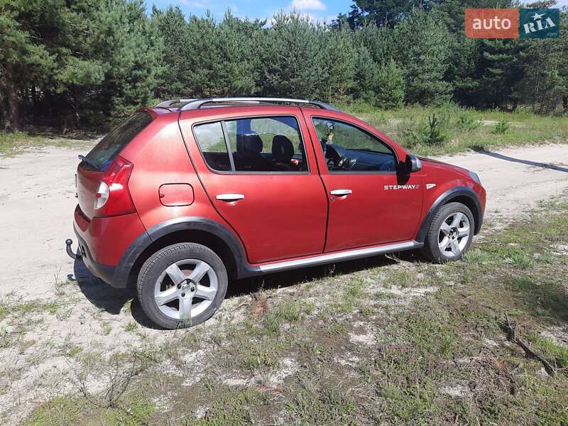 Хэтчбек Dacia Sandero 2010 в Славуте фото 6 Хэтчбек Dacia Sandero 2010 в Славуте