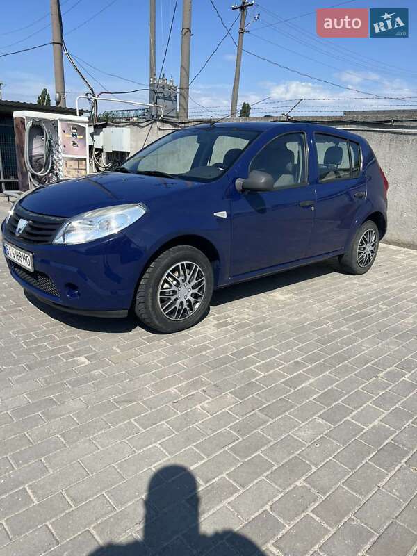 Dacia Sandero 2009