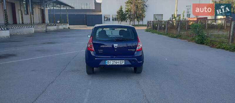 Хэтчбек Dacia Sandero 2009 в Полтаве фото 8 Хэтчбек Dacia Sandero 2009 в Полтаве