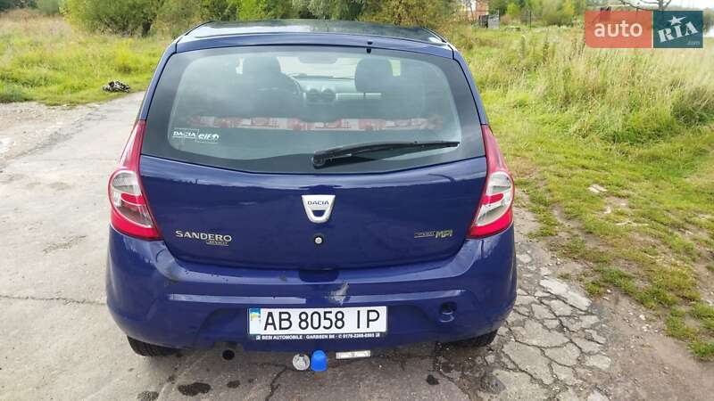 Хетчбек Dacia Sandero 2009 в Деражні фото 3 Хетчбек Dacia Sandero 2009 в Деражні