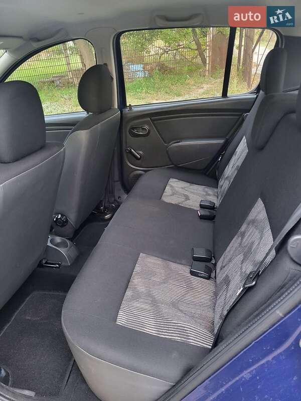 Хетчбек Dacia Sandero 2009 в Кременчуці фото 2 Хетчбек Dacia Sandero 2009 в Кременчуці