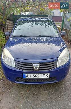 Хэтчбек Dacia Sandero 2009 в Белой Церкви