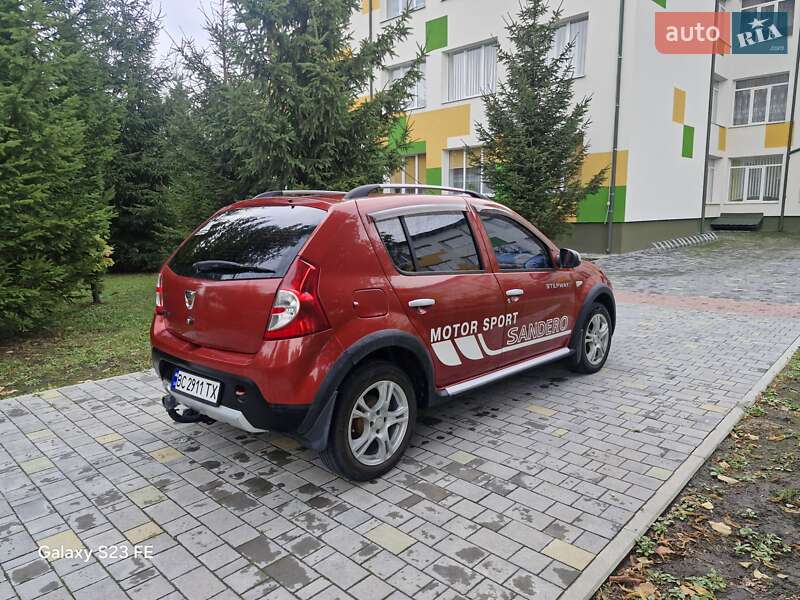 Хэтчбек Dacia Sandero 2012 в Тернополе