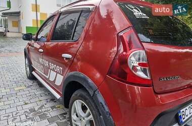 Хэтчбек Dacia Sandero 2012 в Тернополе