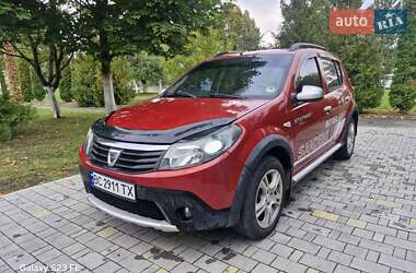 Хэтчбек Dacia Sandero 2012 в Тернополе