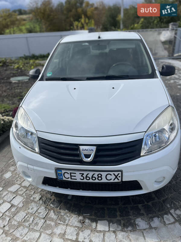 Хетчбек Dacia Sandero 2009 в Кіцмані