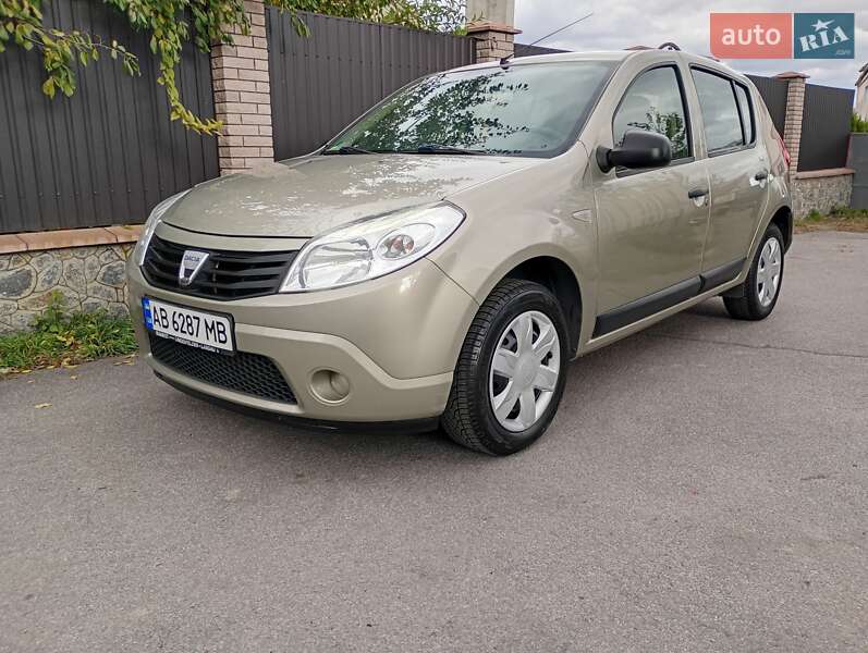 Хэтчбек Dacia Sandero 2009 в Калиновке фото 12 Хэтчбек Dacia Sandero 2009 в Калиновке