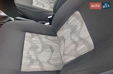 Хэтчбек Dacia Sandero 2009 в 