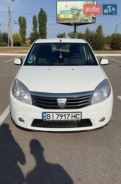 Хэтчбек Dacia Sandero 2009 в Кременчуге
