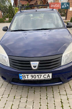 Хэтчбек Dacia Sandero 2009 в Черноморске