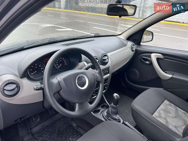 Хетчбек Dacia Sandero 2009 в Сумах фото 15 Хетчбек Dacia Sandero 2009 в Сумах