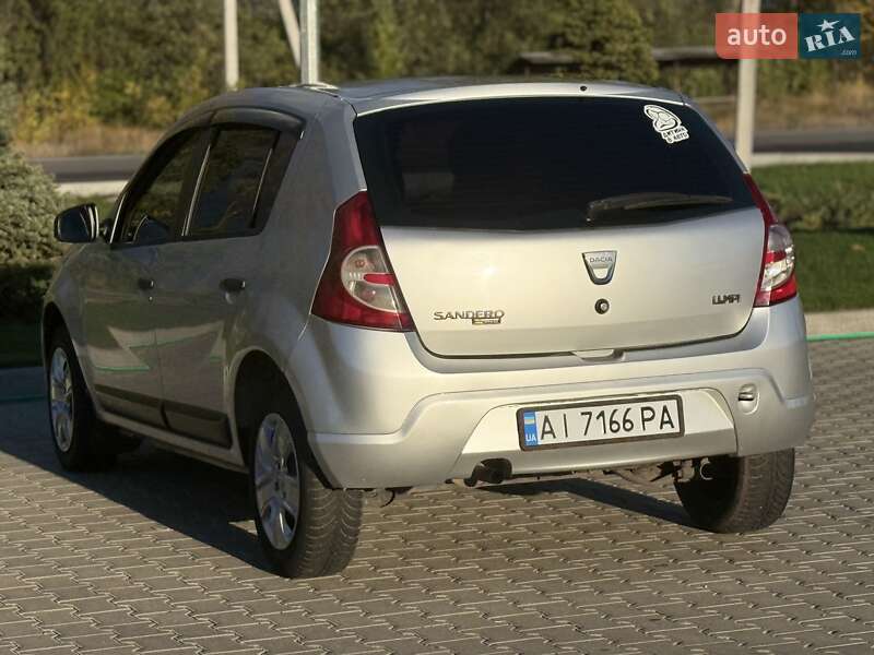 Хэтчбек Dacia Sandero 2009 в Кагарлыке фото 15 Хэтчбек Dacia Sandero 2009 в Кагарлыке