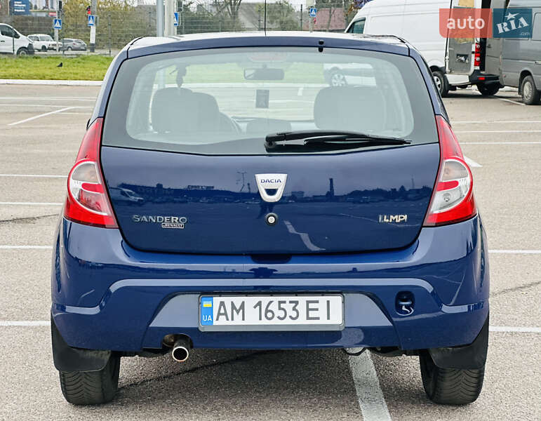 Хетчбек Dacia Sandero 2009 в Житомирі фото 6 Хетчбек Dacia Sandero 2009 в Житомирі