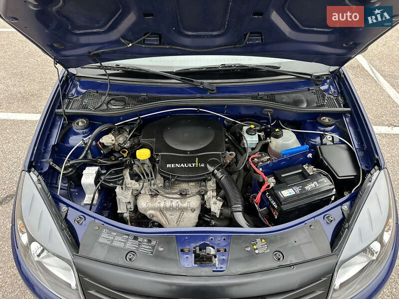 Хетчбек Dacia Sandero 2009 в Житомирі фото 21 Хетчбек Dacia Sandero 2009 в Житомирі