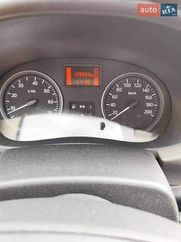 Хэтчбек Dacia Sandero 2009 в Луцке фото 2 Хэтчбек Dacia Sandero 2009 в Луцке