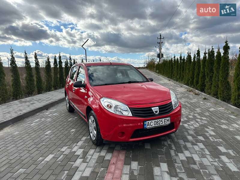 Хэтчбек Dacia Sandero 2009 в Луцке фото 2 Хэтчбек Dacia Sandero 2009 в Луцке