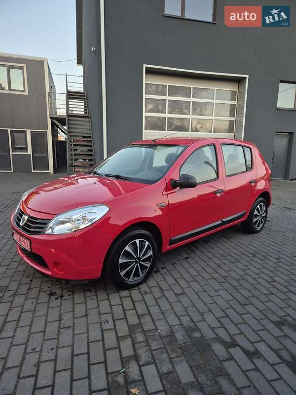 Хэтчбек Dacia Sandero 2009 в Киверцах фото 2 Хэтчбек Dacia Sandero 2009 в Киверцах