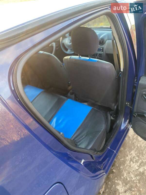 Хэтчбек Dacia Sandero 2009 в Ивано-Франковске фото 8 Хэтчбек Dacia Sandero 2009 в Ивано-Франковске