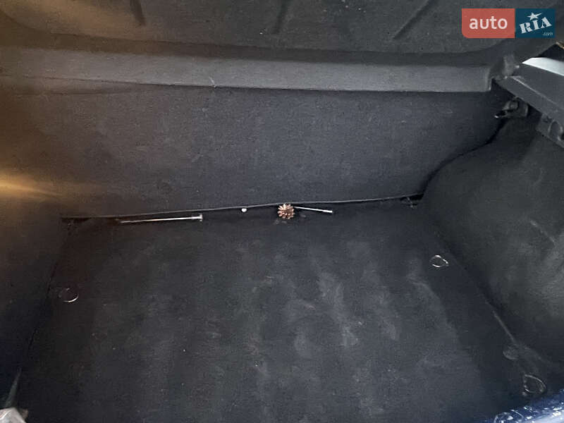 Хетчбек Dacia Sandero 2010 в Луцьку