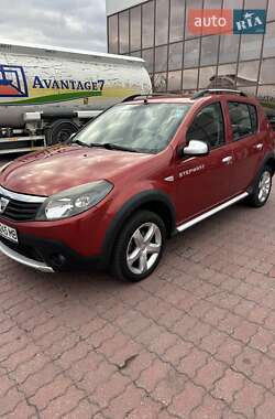 Хетчбек Dacia Sandero 2011 в Вінниці