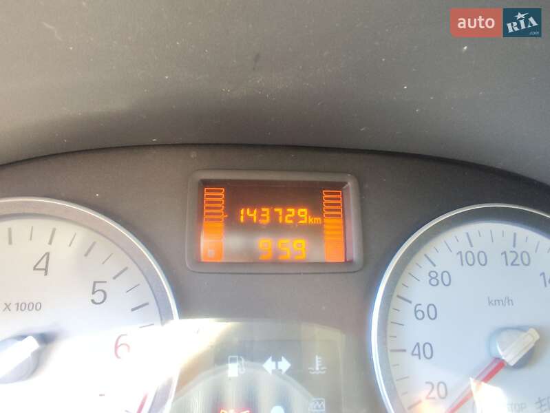 Хэтчбек Dacia Sandero 2011 в Черкассах фото 6 Хэтчбек Dacia Sandero 2011 в Черкассах