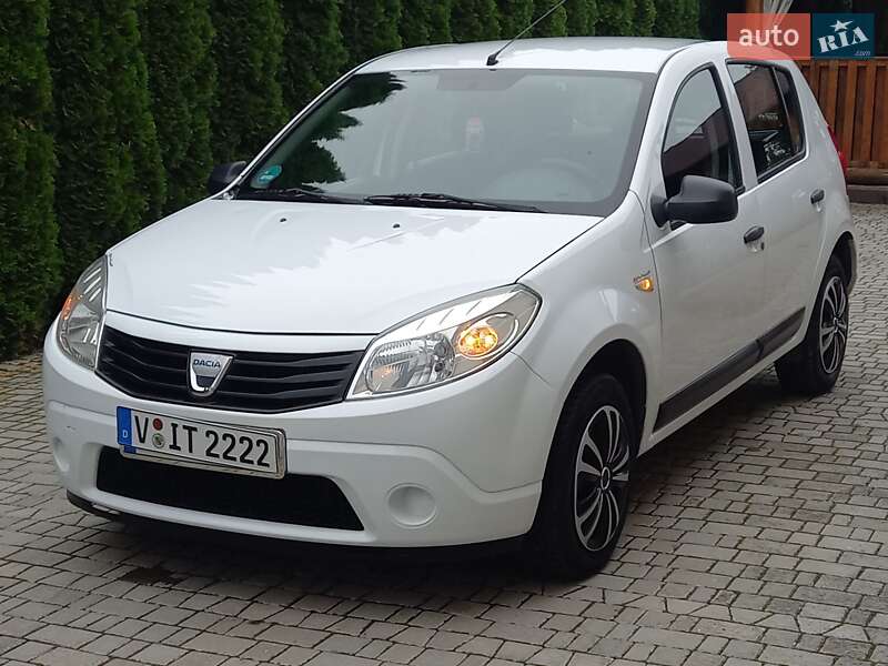 Хэтчбек Dacia Sandero 2009 в Самборе фото 15 Хэтчбек Dacia Sandero 2009 в Самборе