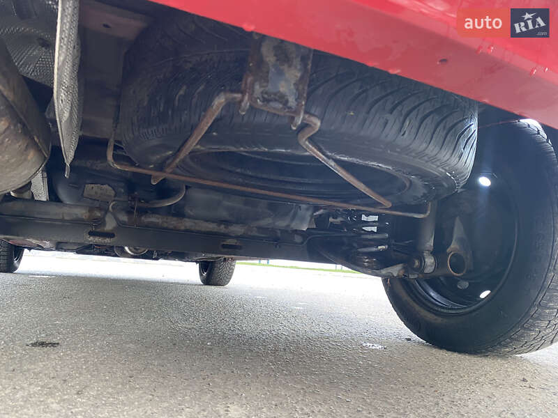 Хэтчбек Dacia Sandero 2010 в Киеве