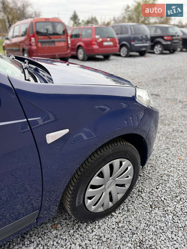 Хетчбек Dacia Sandero 2009 в Луцьку фото 66 Хетчбек Dacia Sandero 2009 в Луцьку