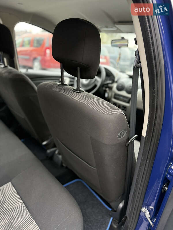 Хетчбек Dacia Sandero 2009 в Луцьку фото 86 Хетчбек Dacia Sandero 2009 в Луцьку