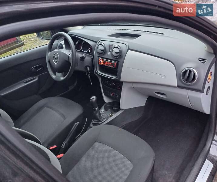 Хетчбек Dacia Sandero 2013 в Луцьку