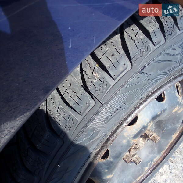 Хэтчбек Dacia Sandero 2011 в Бердичеве фото 14 Хэтчбек Dacia Sandero 2011 в Бердичеве