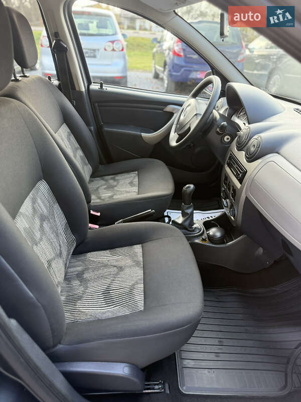Хэтчбек Dacia Sandero 2009 в Луцке фото 84 Хэтчбек Dacia Sandero 2009 в Луцке