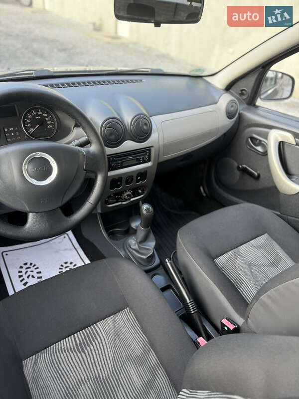 Хэтчбек Dacia Sandero 2009 в Луцке фото 105 Хэтчбек Dacia Sandero 2009 в Луцке