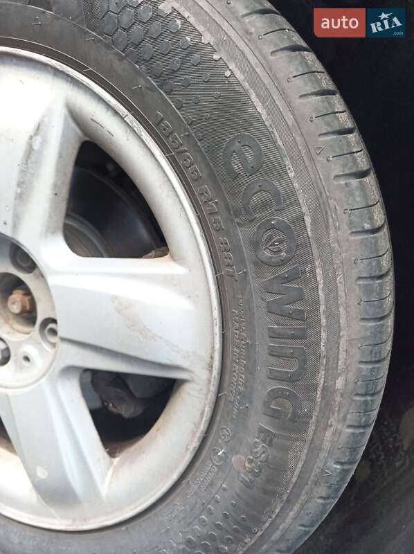 Хетчбек Dacia Sandero 2009 в Києві