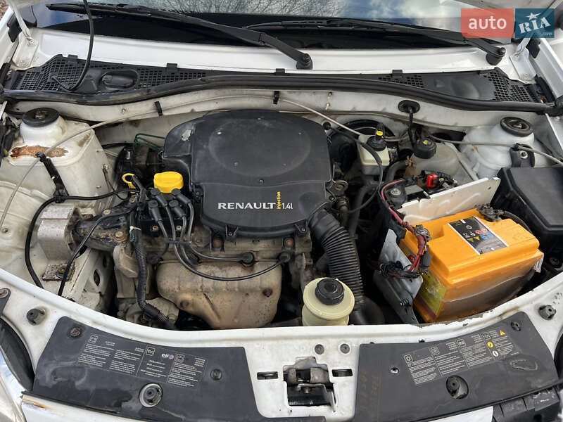 Хэтчбек Dacia Sandero 2010 в Калуше фото 16 Хэтчбек Dacia Sandero 2010 в Калуше