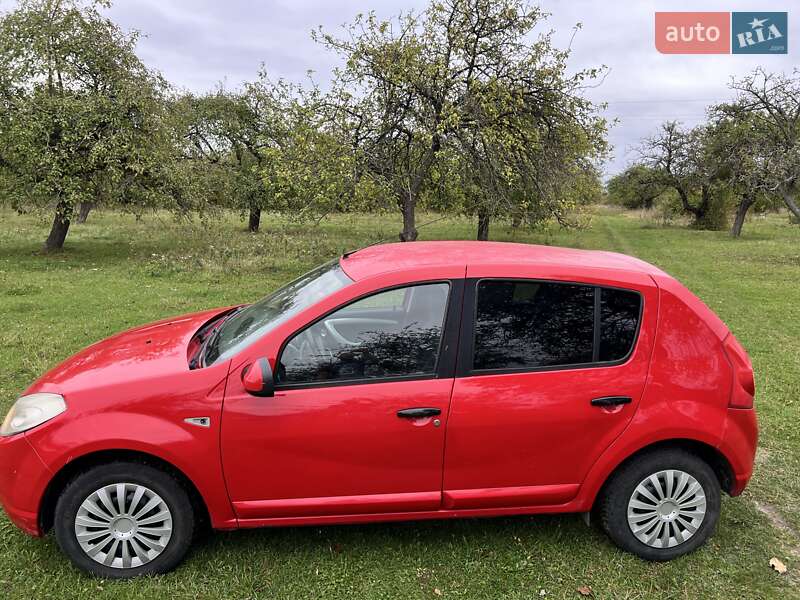 Хэтчбек Dacia Sandero 2009 в Ковеле фото 3 Хэтчбек Dacia Sandero 2009 в Ковеле