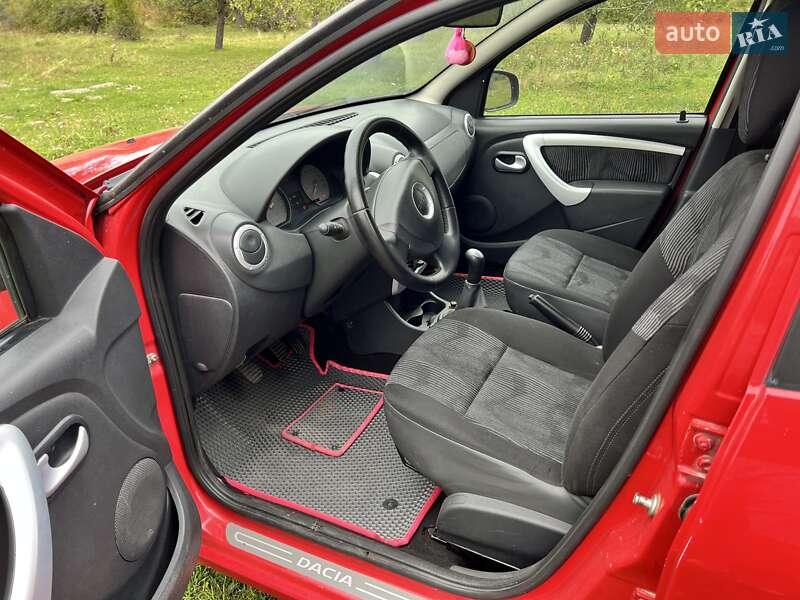 Хэтчбек Dacia Sandero 2009 в Ковеле фото 9 Хэтчбек Dacia Sandero 2009 в Ковеле