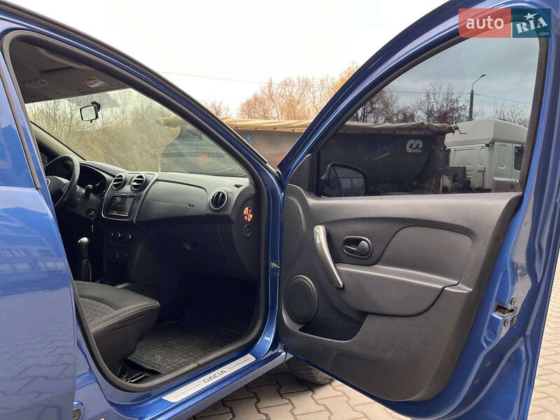 Хэтчбек Dacia Sandero 2013 в Хмельницком фото 26 Хэтчбек Dacia Sandero 2013 в Хмельницком