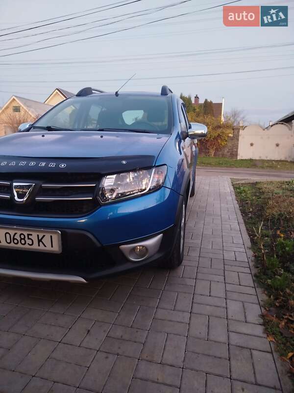 Хэтчбек Dacia Sandero 2013 в Смеле фото 2 Хэтчбек Dacia Sandero 2013 в Смеле
