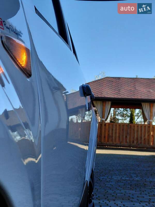 Хэтчбек Dacia Sandero 2010 в Самборе фото 31 Хэтчбек Dacia Sandero 2010 в Самборе