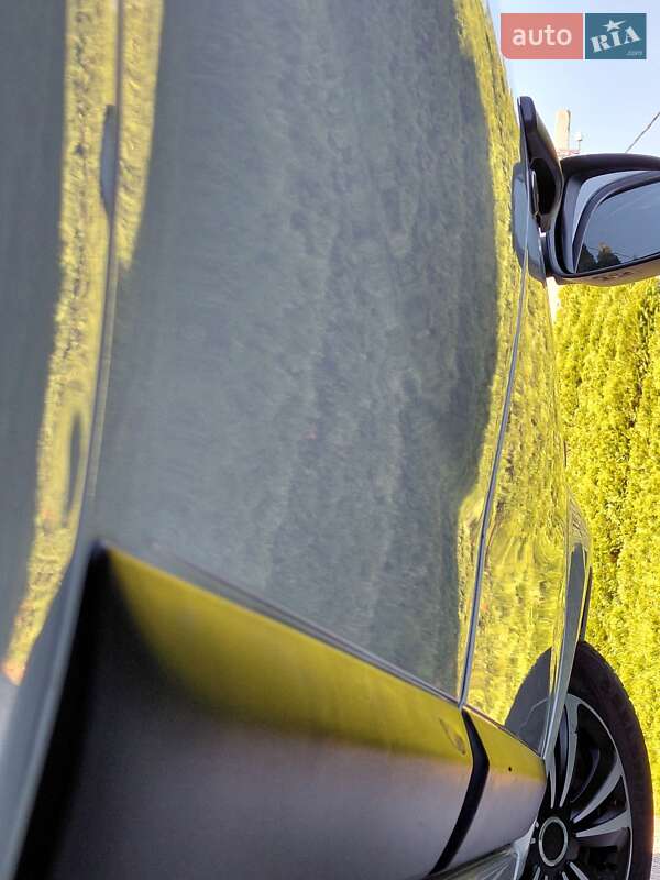 Хэтчбек Dacia Sandero 2010 в Самборе фото 58 Хэтчбек Dacia Sandero 2010 в Самборе