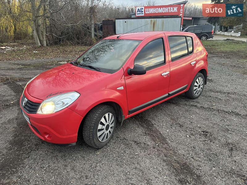 Хэтчбек Dacia Sandero 2009 в Полтаве фото 3 Хэтчбек Dacia Sandero 2009 в Полтаве