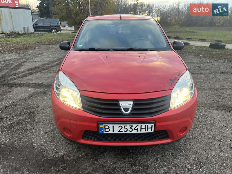 Хэтчбек Dacia Sandero 2009 в Полтаве фото 4 Хэтчбек Dacia Sandero 2009 в Полтаве