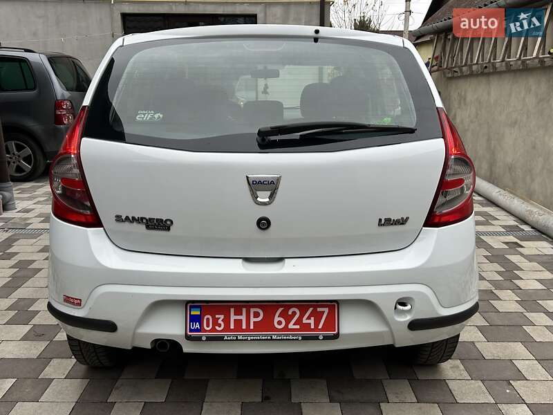 Хэтчбек Dacia Sandero 2009 в Ровно фото 9 Хэтчбек Dacia Sandero 2009 в Ровно